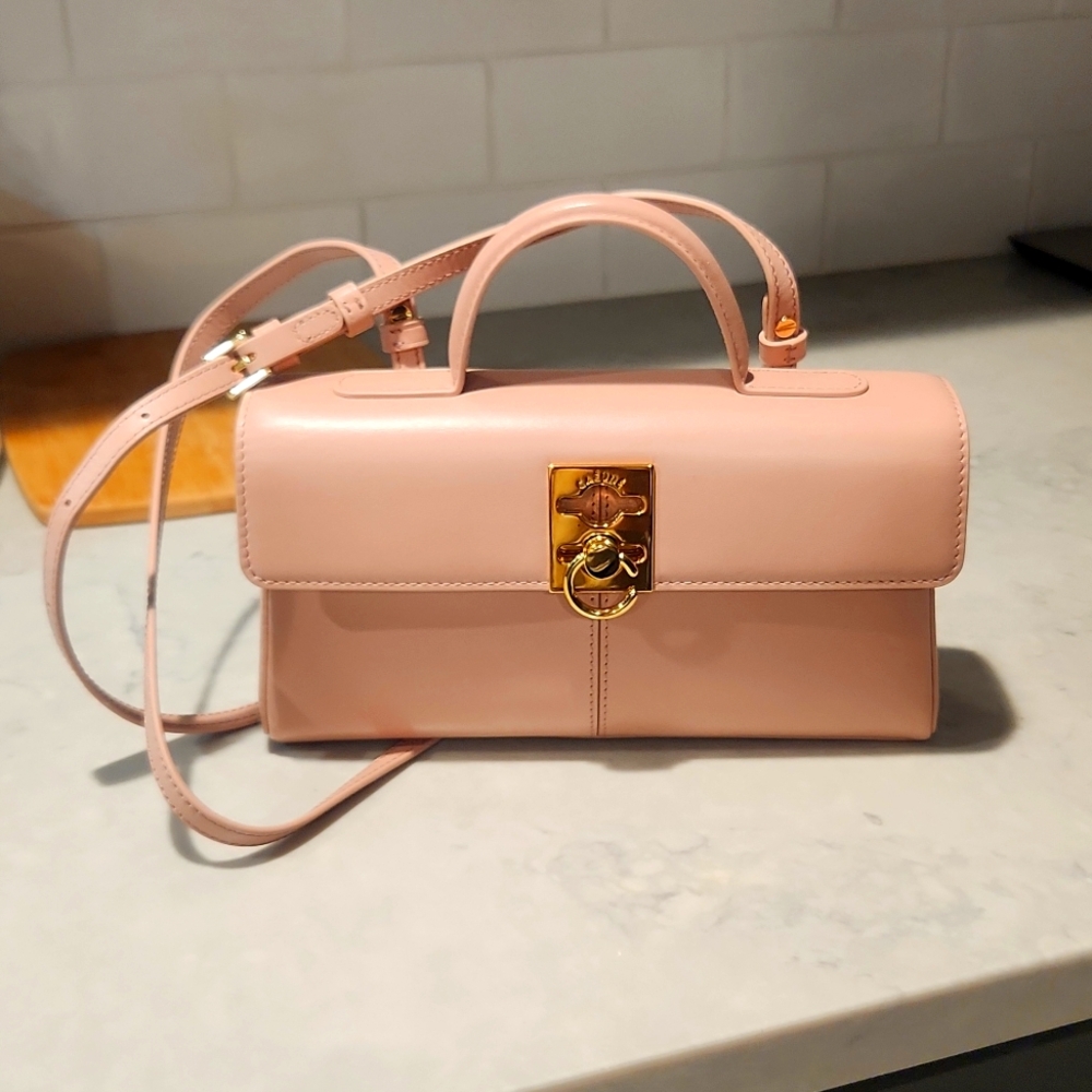 Cafune Stance Wallet Crossbody in Blush Pink